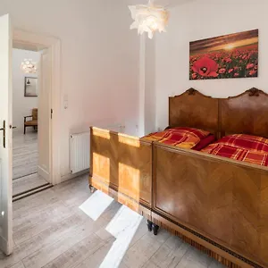 Mehringdamm Apartment Berlin