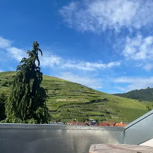 https://ferienwohnung-neuweier.stuttgart-hotel.com
