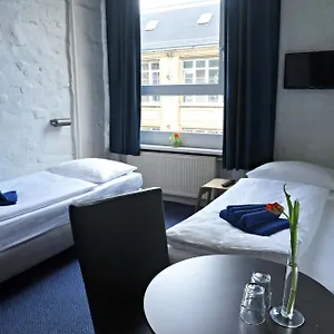 Transit 2*, Berlin Tyskland